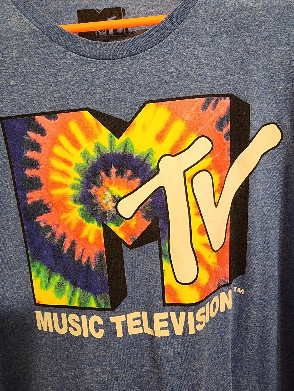 Ford Mustang Graphic Tee in Light Purple & MTV Tie-Dye Logo Tee in Blue - Bundle - Picture 8 of 10